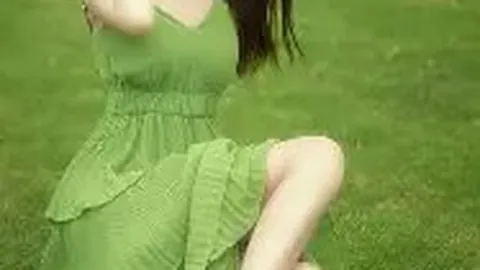 舒马赫赛车传奇遭遇悲剧，滑雪事故陷入昏迷，11年卧床疗愈却无法逆转命运。