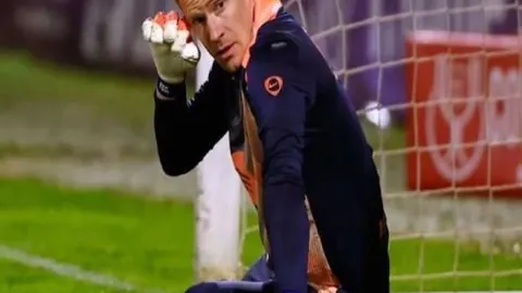 意甲第21轮罗马遭逆转：尤文图斯7分钟连进三球，什琴斯尼扑出点球获胜